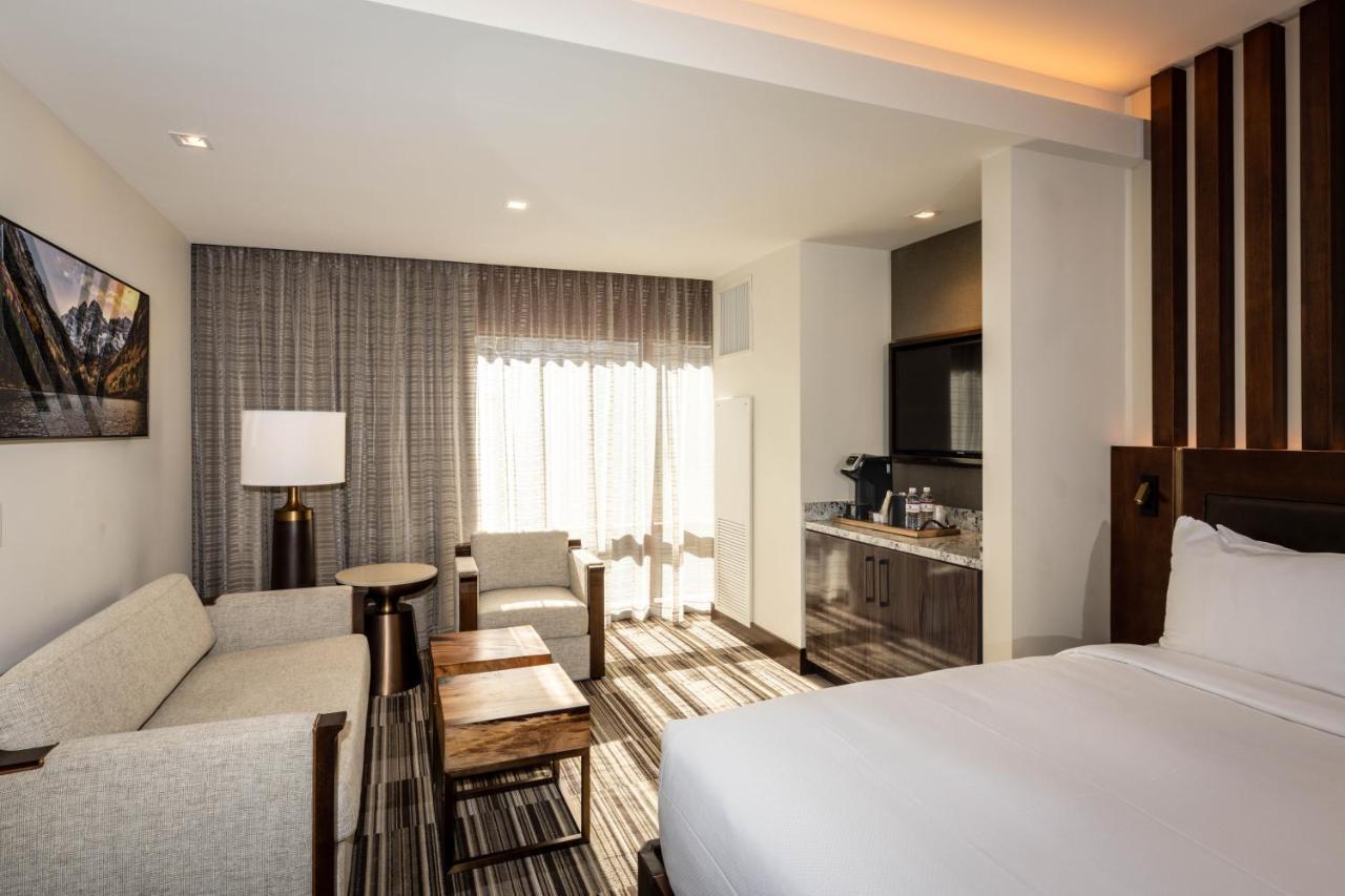 Monarch Casino Resort Spa ブラックホーク エクステリア 写真
