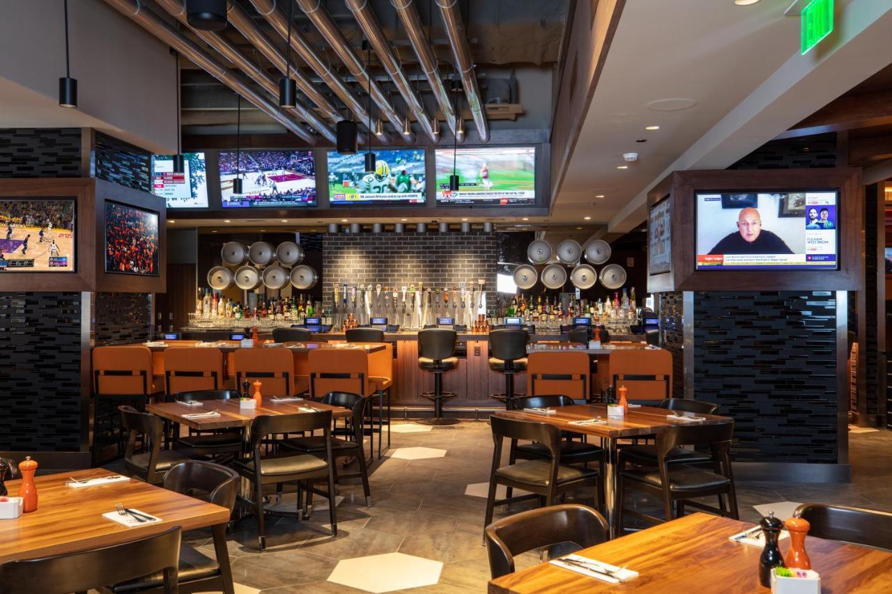 Monarch Casino Resort Spa ブラックホーク エクステリア 写真