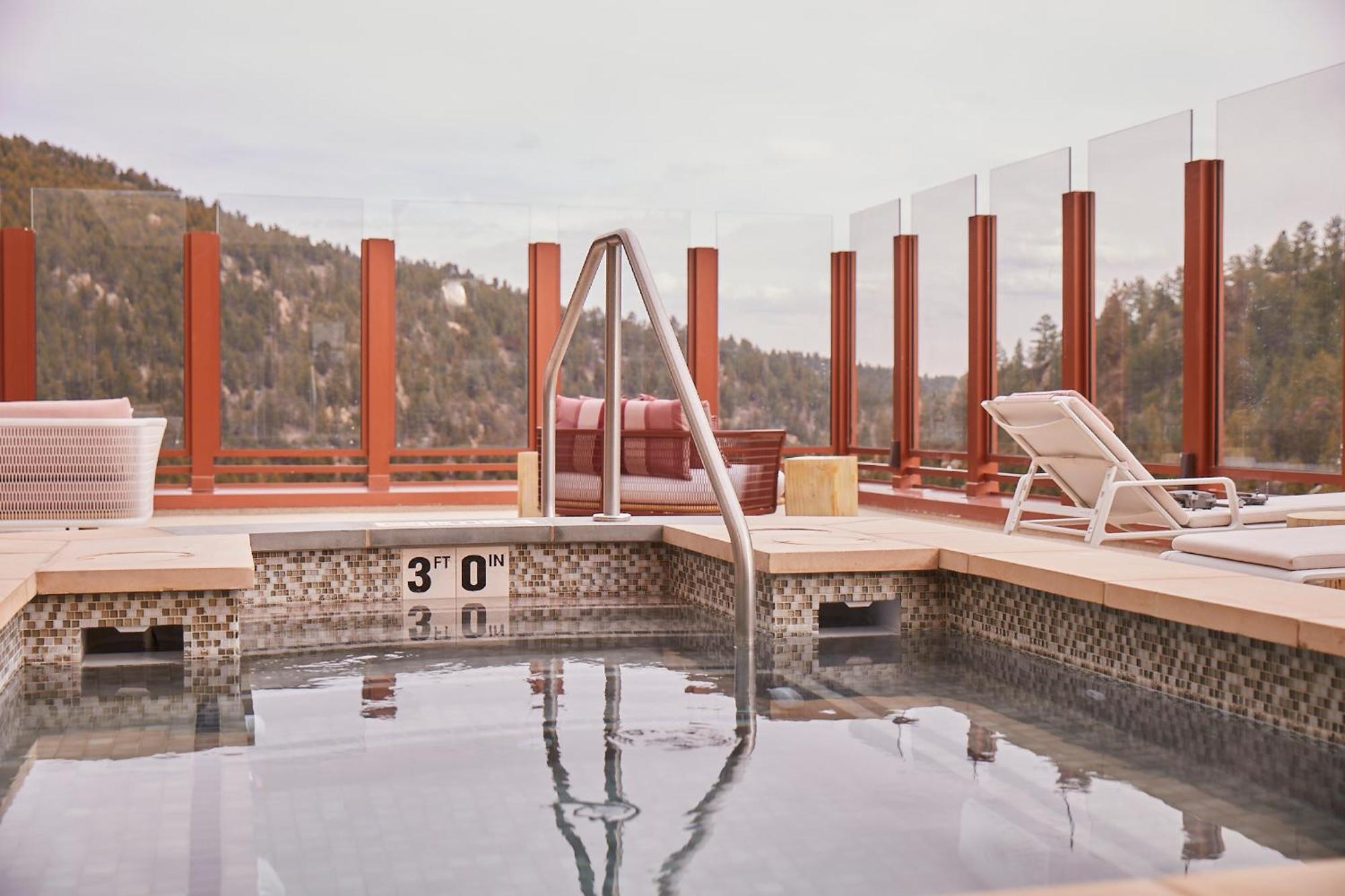 Monarch Casino Resort Spa ブラックホーク エクステリア 写真